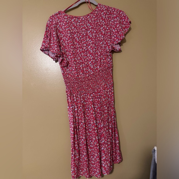 Dress - Picture 4 of 4